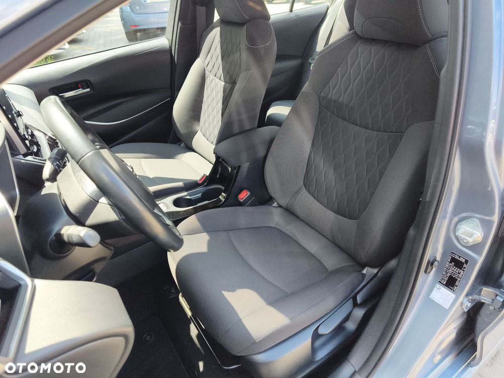 Toyota Corolla - 17