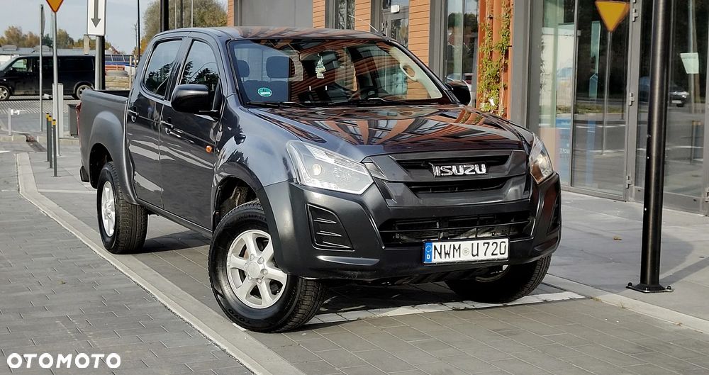 Isuzu D-Max 1.9 DC LS+ - 11