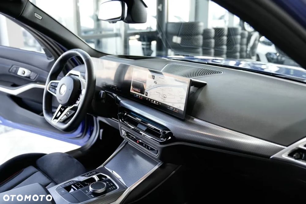BMW Seria 3 318i M Sport - 15