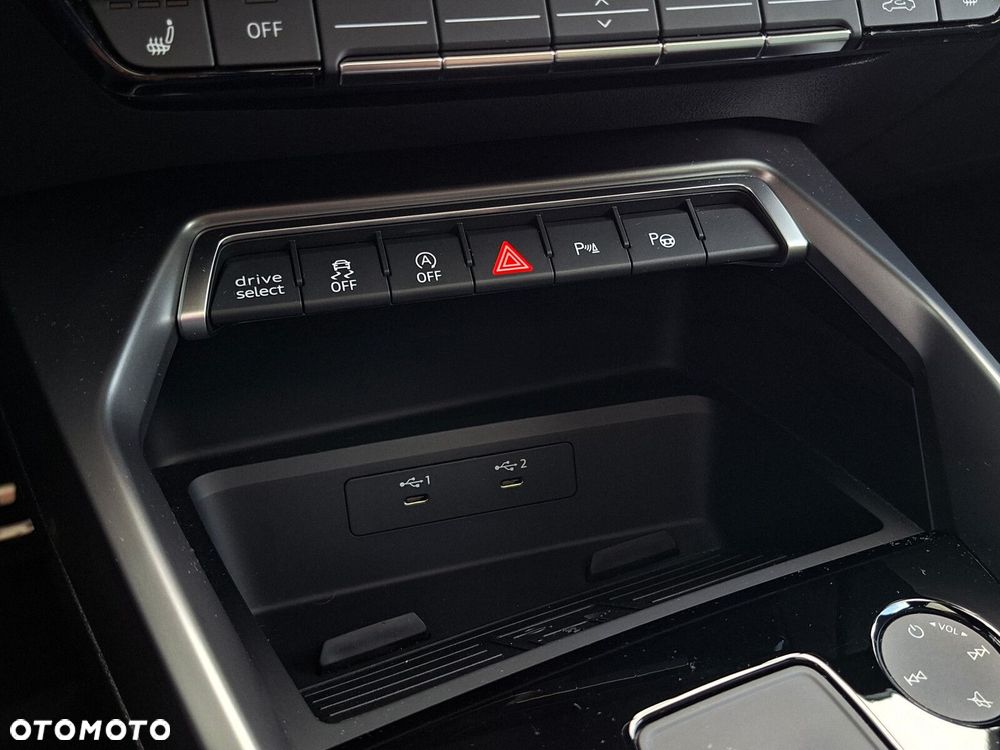 Audi RS3 Limousine - 34