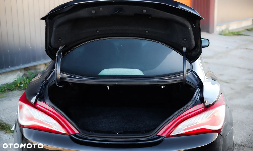 Hyundai Genesis Coupe 2.0 T Automatik - 18