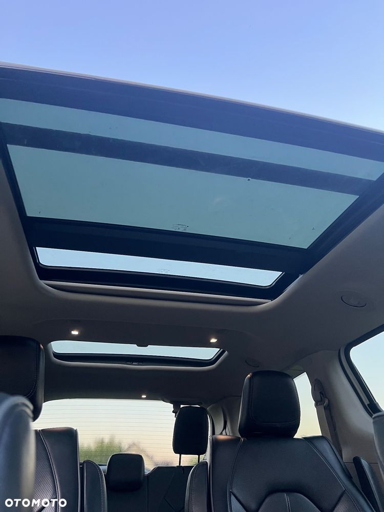 Chrysler Pacifica - 6