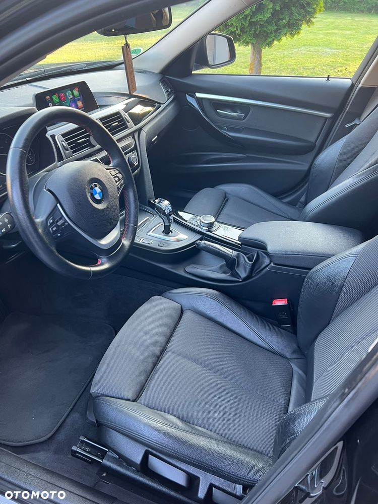 BMW Seria 3 318d Sport Line - 14