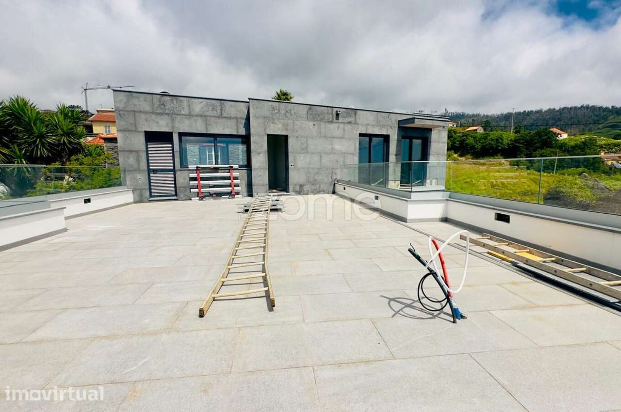 Moradia T3 de Luxo com Piscina e Jacuzzi | Ponta do Pargo, Calheta - Grande imagem: 3/29