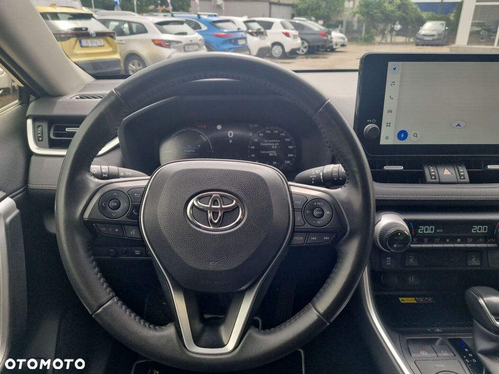Toyota RAV4 - 18