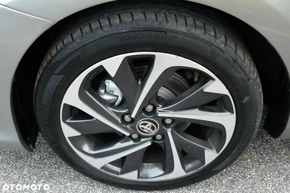 Toyota Auris 1.6 D-4D Design Edition - 21