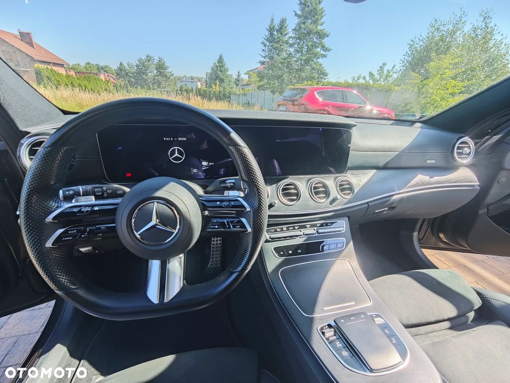 Mercedes-Benz Klasa E 300 Business Edition - 11