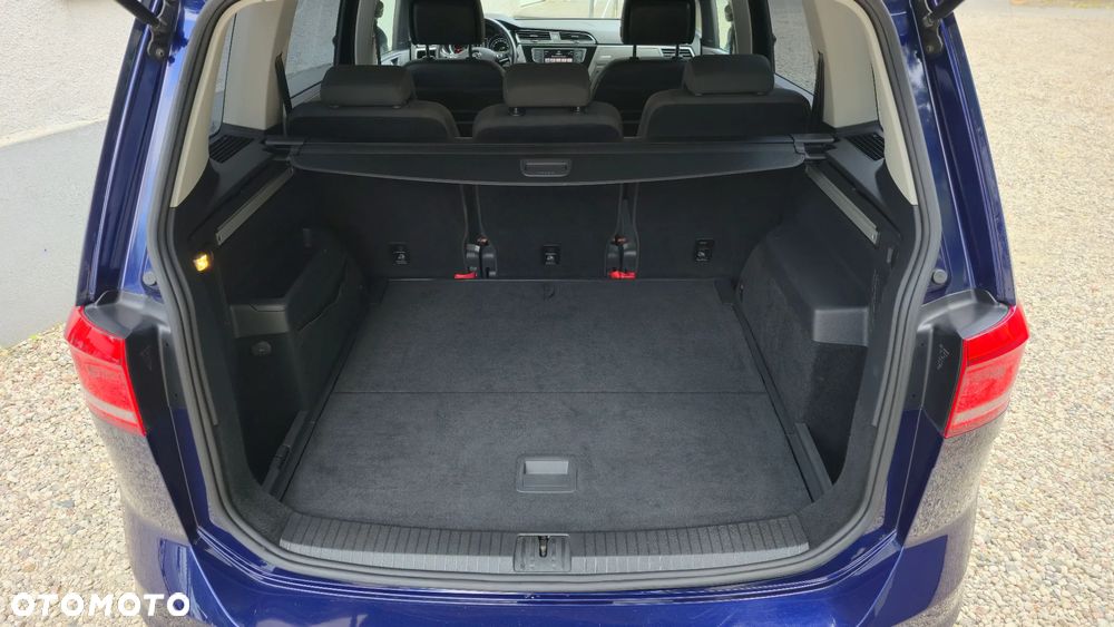 Volkswagen Touran 1.6 TDI SCR BlueMotion Technology DSG Comfortline - 15