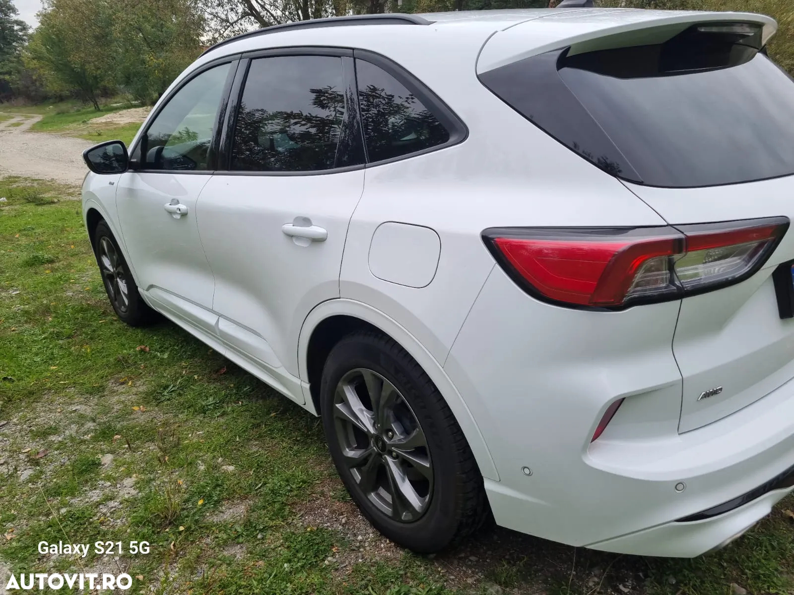 Ford Kuga 2.0 EcoBlue 4x4 Aut. ST-LINE X - 3