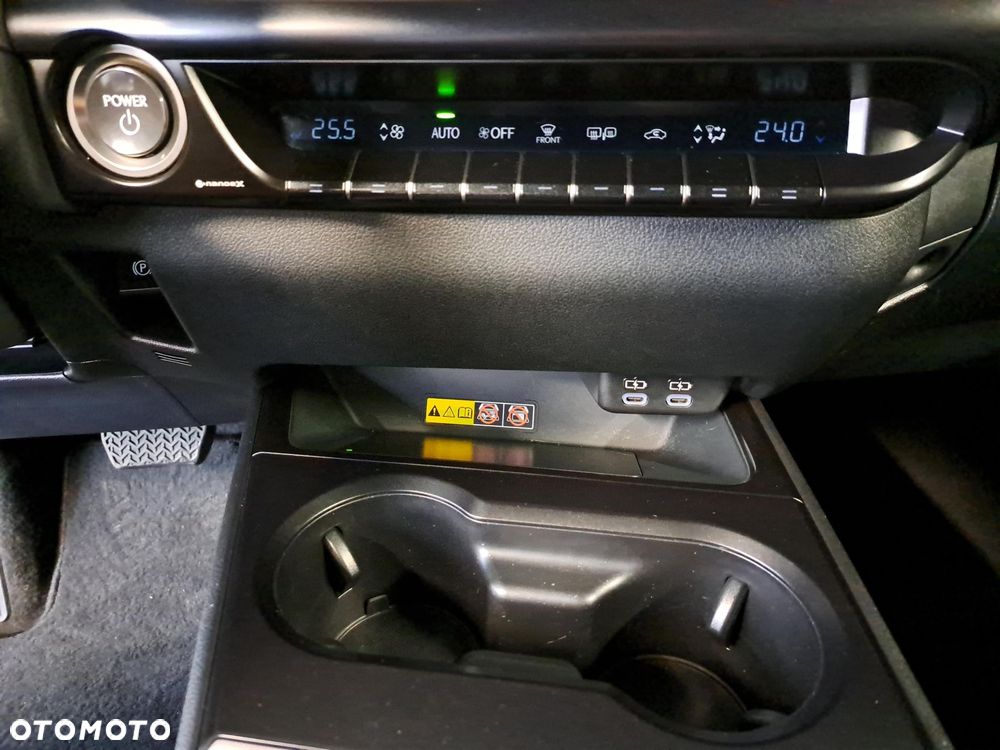 Lexus UX 250h GPF Business 2WD - 23