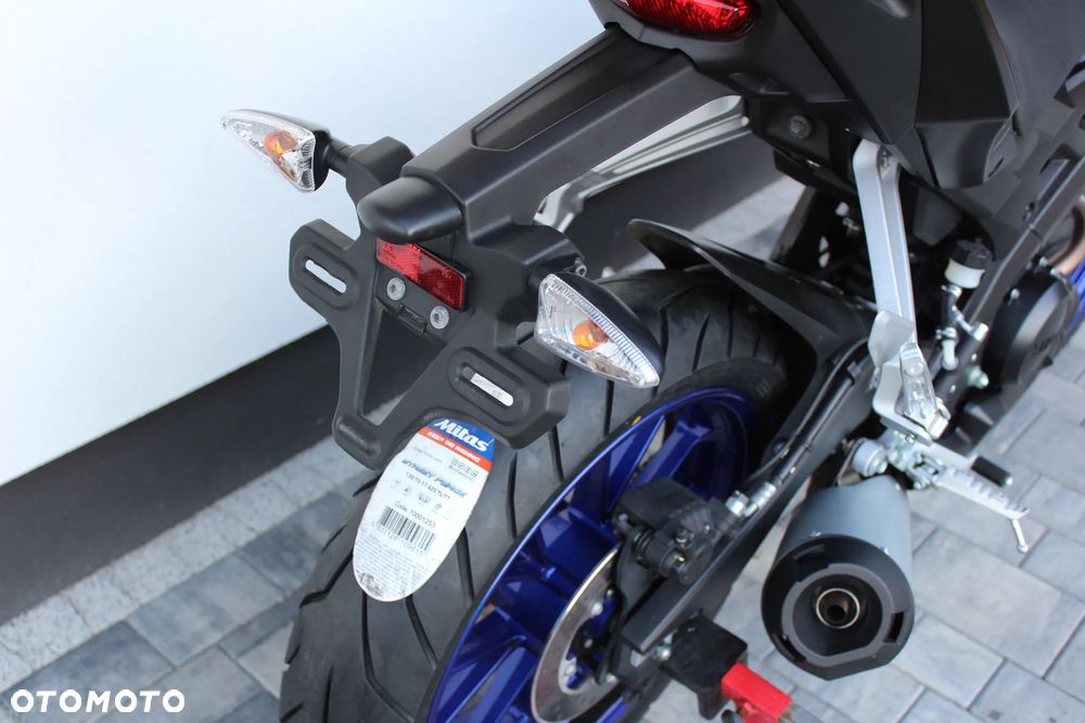 Yamaha MT - 32