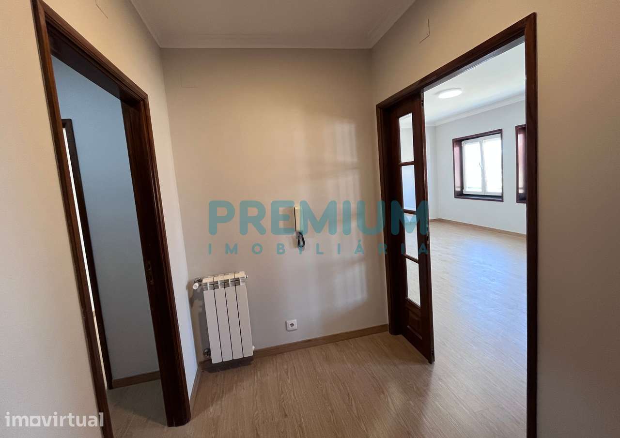 Apartamento T2 para Arrendamento Anual no Centro de Esposende - Grande imagem: 3/19