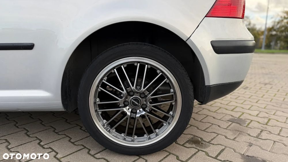 Volkswagen Golf 1.4 Comfortline - 14