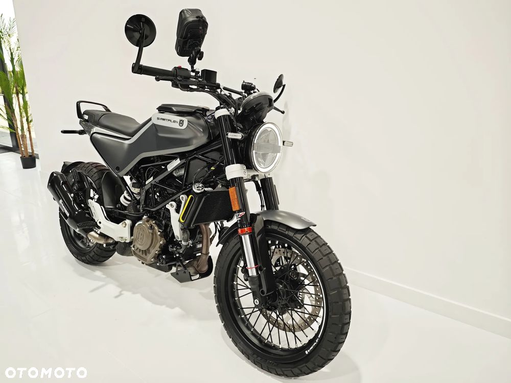 Husqvarna Svartpilen - 11