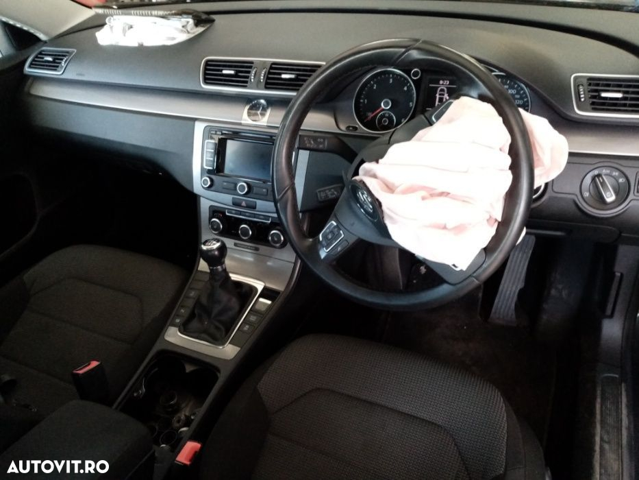 Dezmembrez VW Volkswagen Passat B7 Limusine 2.0 TDI - 7