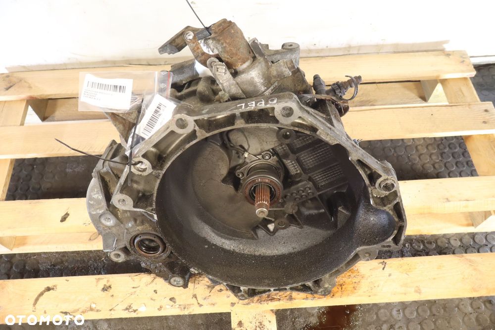 SKRZYNIA BIEGÓW 5 BIEGOWA OPEL ZAFIRA B 2.2 55194293 - 5