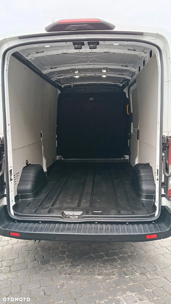 Ford Transit - 8