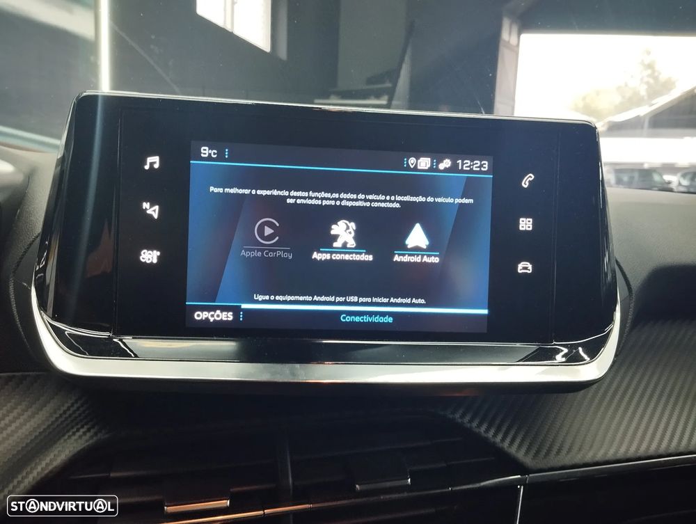 Peugeot 2008 1.2 PureTech Active Pack - 28