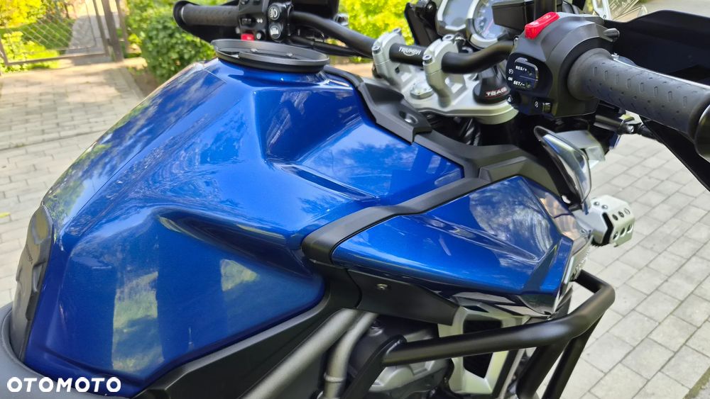 Triumph Tiger - 12