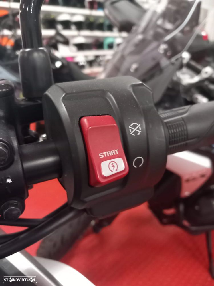 Honda NC750X 2023 - 8