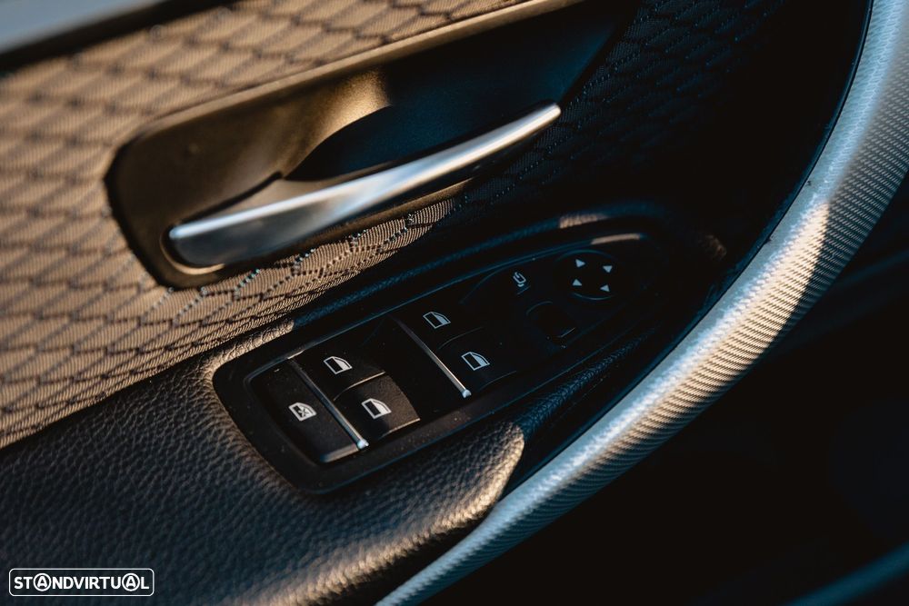 BMW 418 d Pack M Auto - 27