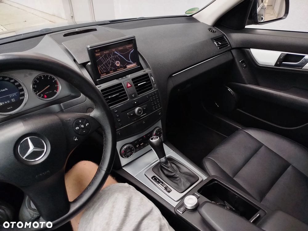 Mercedes-Benz Klasa C 350 7G-TRONIC Avantgarde - 16