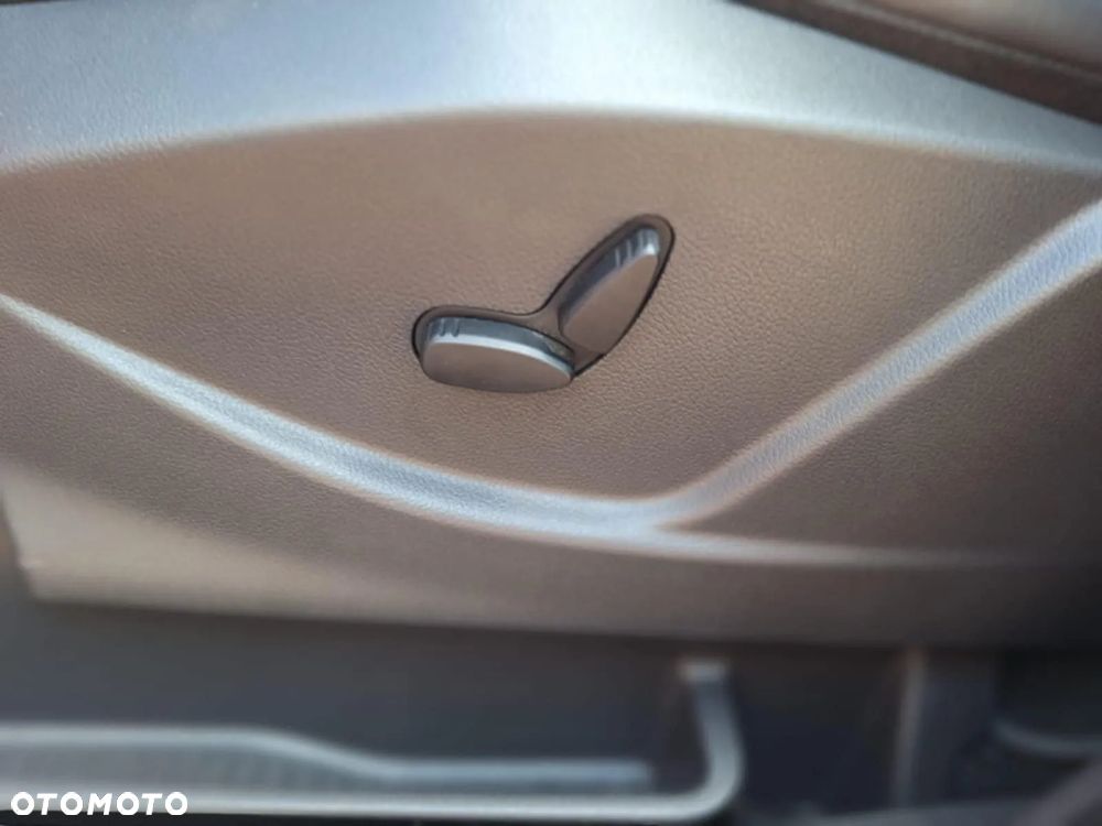 Ford Grand C-MAX 1.5 EcoBoost Start-Stopp-System Titanium - 17