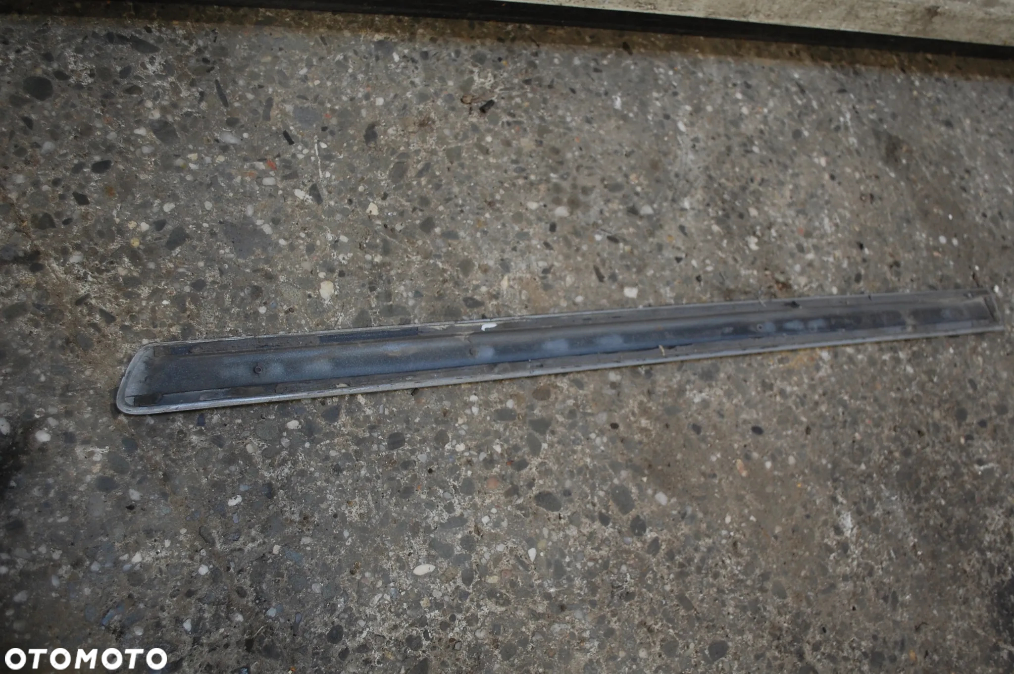 LISTWA DRZWI PRAWY LEWY TYŁ TYLNA LZ5C LY7W LY7Q 8E0853969 8E0853970 AUDI A4 B6 KOMBI - 6