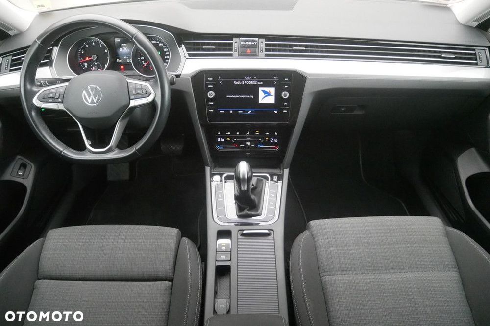 Volkswagen Passat Variant 2.0 TSI Business DSG - 8