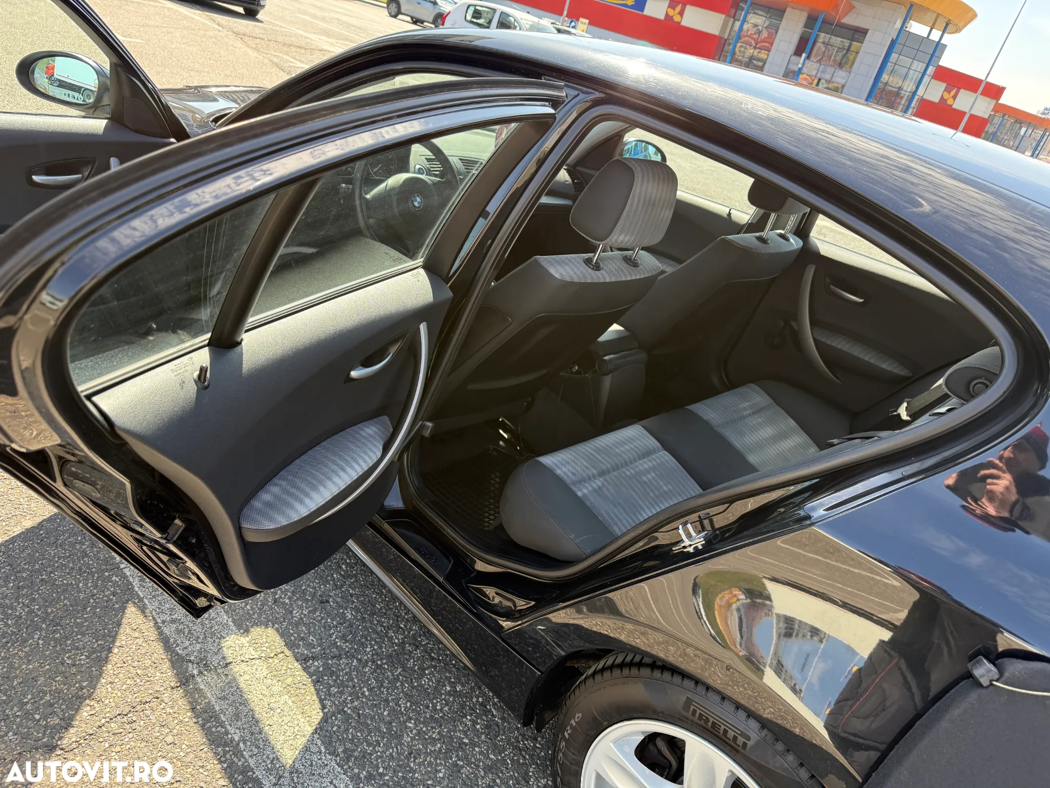 BMW Seria 1 118d - 10