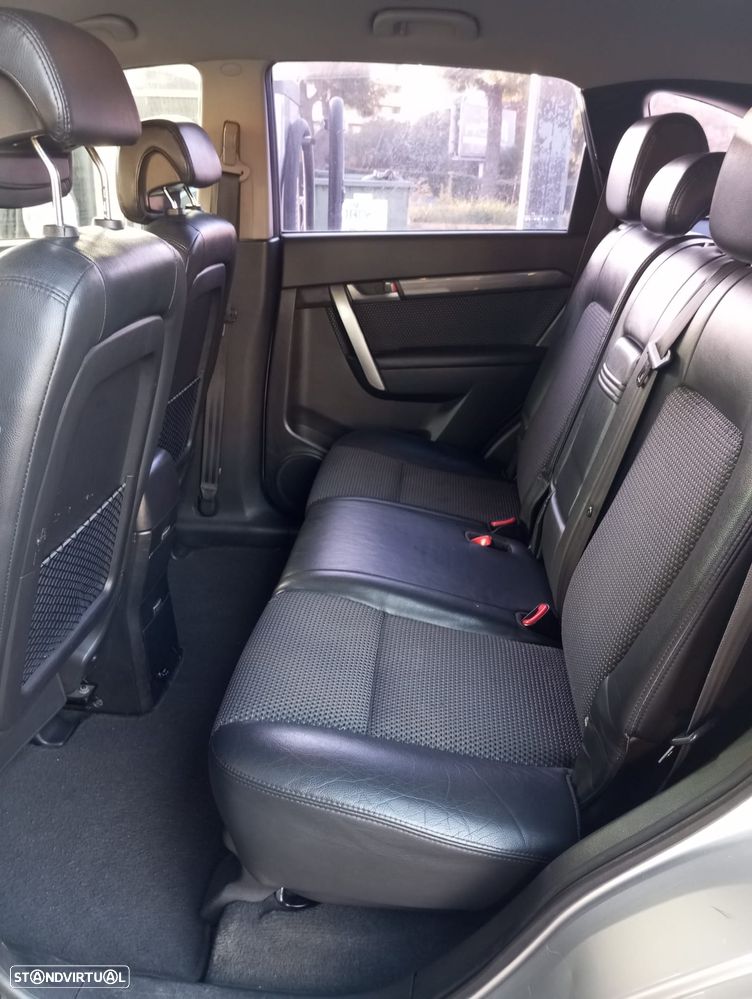 Chevrolet Captiva 2.0 VCDi Seven 7L - 14