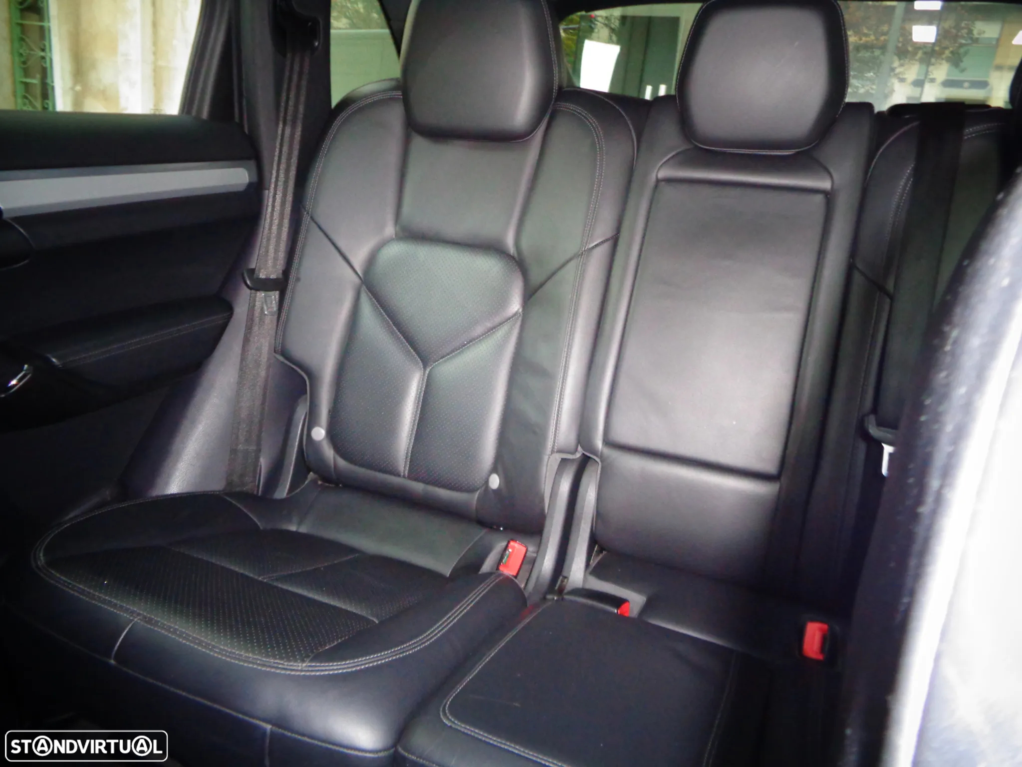 Porsche Cayenne S Hybrid - 17