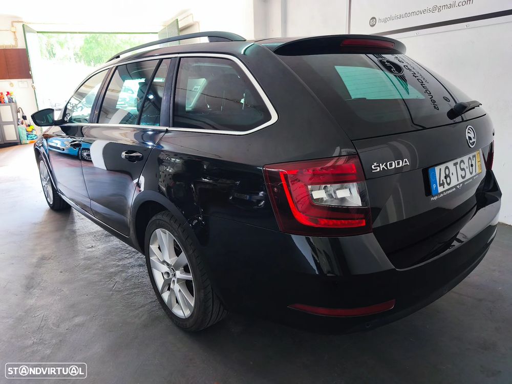 Skoda Octavia Break 1.6 TDi Ambition - 6