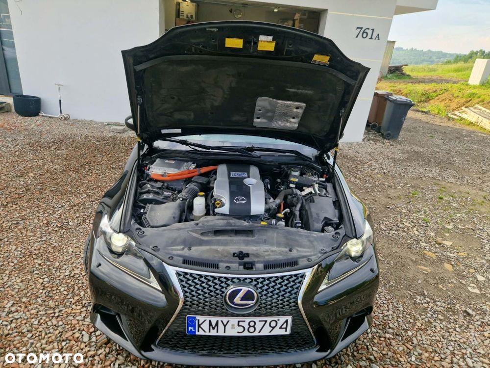Lexus IS - 5
