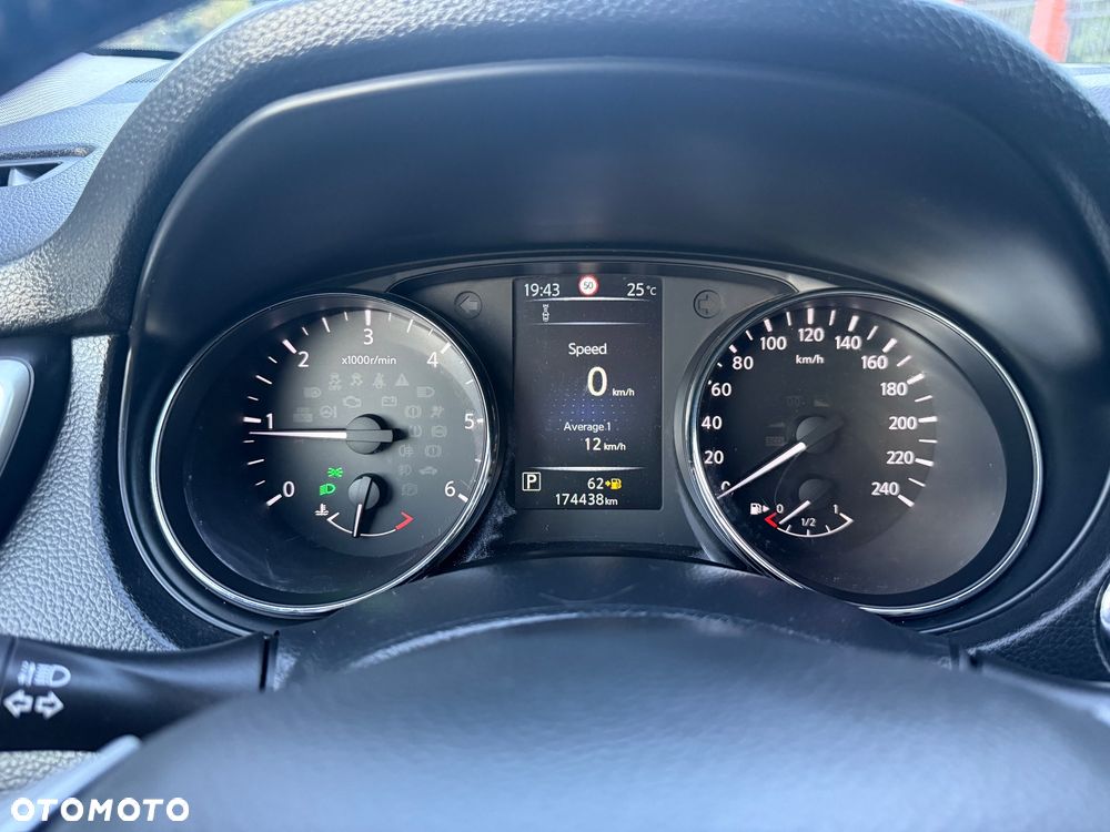 Nissan Qashqai 1.6 DCi N-Connecta Xtronic EU6 - 14