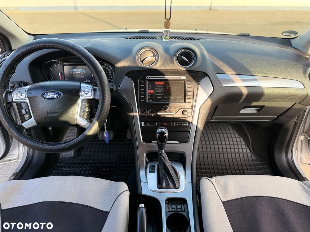 Ford Mondeo 2.0 TDCi Titanium - 11