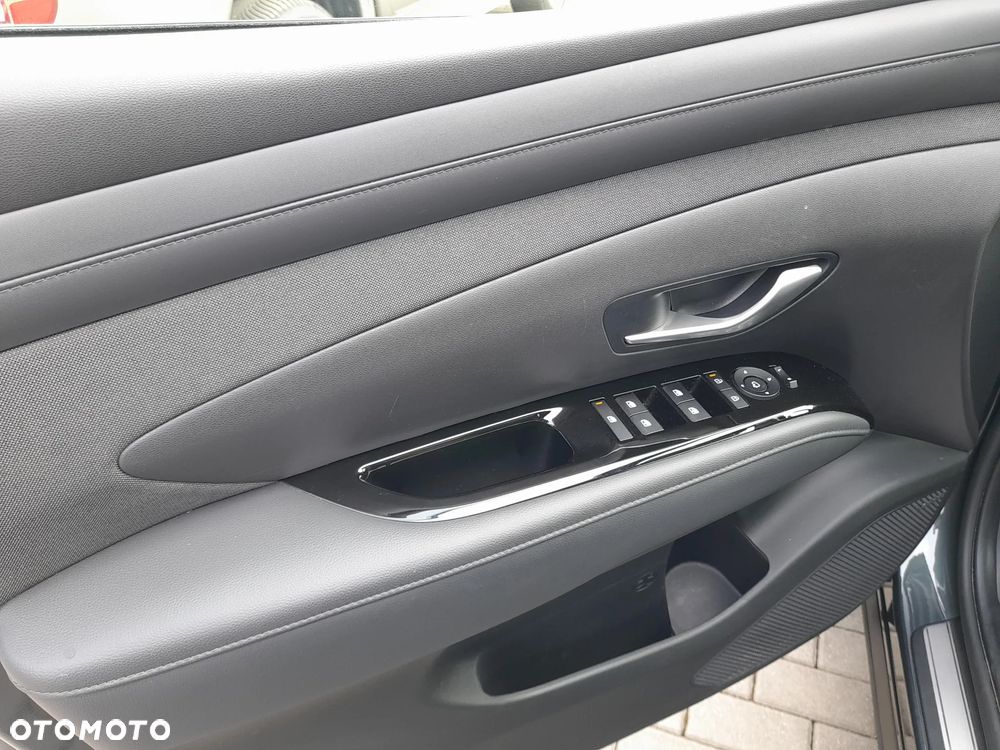 Hyundai Tucson 1.6 T-GDi HEV Platinum 2WD - 10