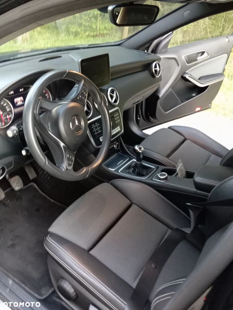 Mercedes-Benz Klasa A 180 CDI (BlueEFFICIENCY) - 8