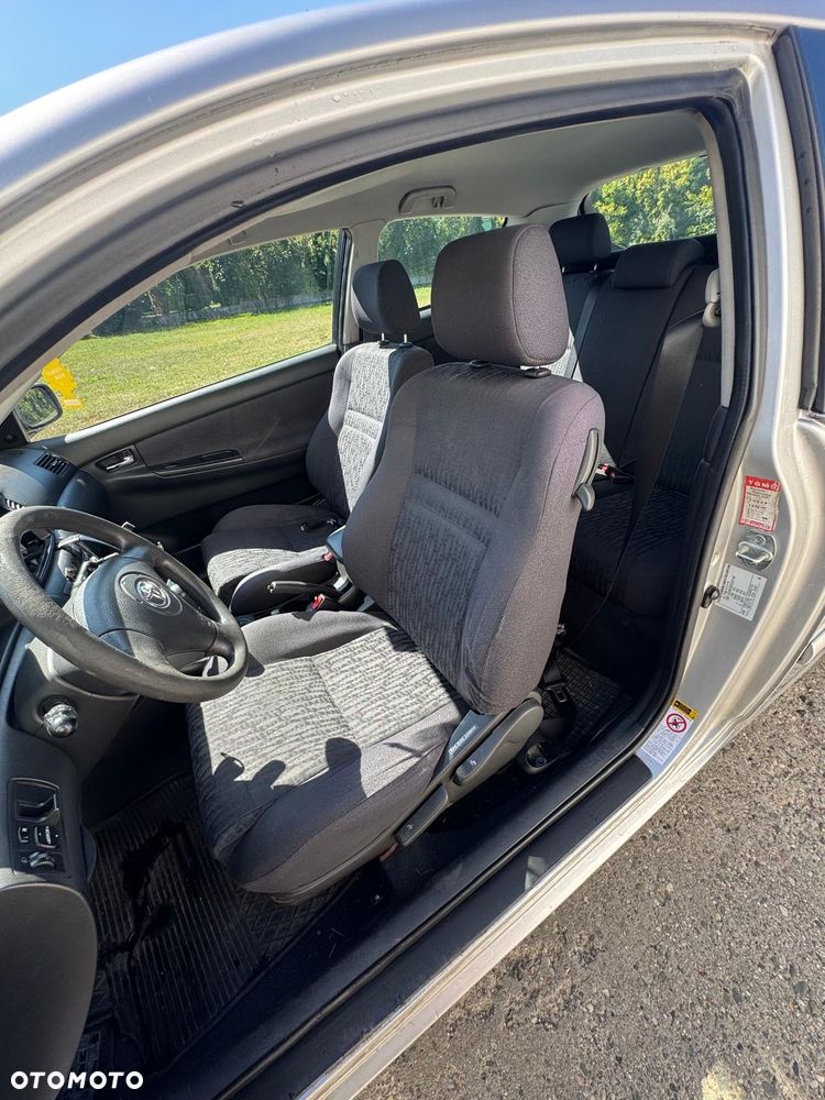 Toyota Corolla 2.0 D-4D - 12