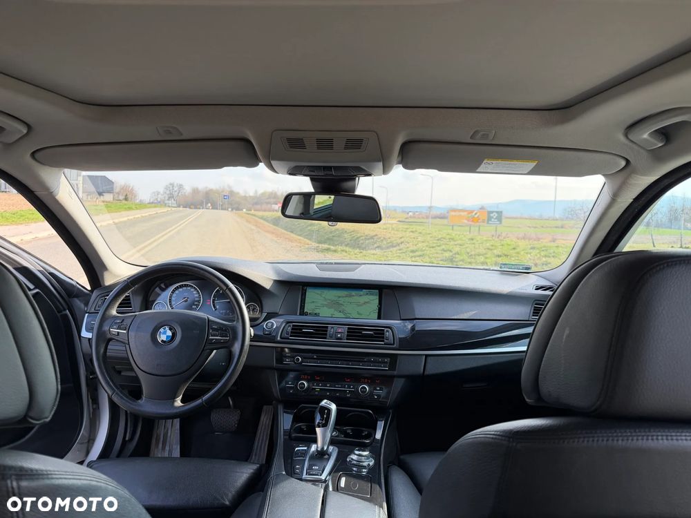 BMW Seria 5 535d xDrive - 9