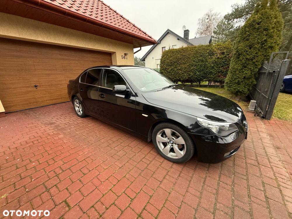 BMW Seria 5 525d - 5