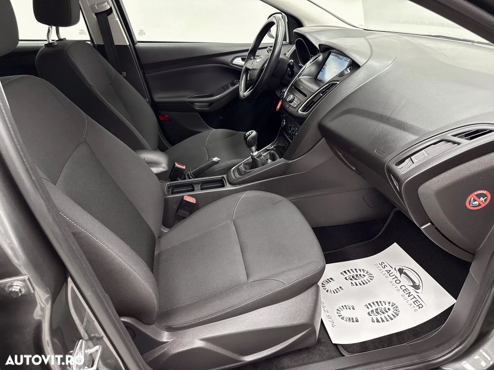Ford Focus 1.0 EcoBoost Active Business - 13