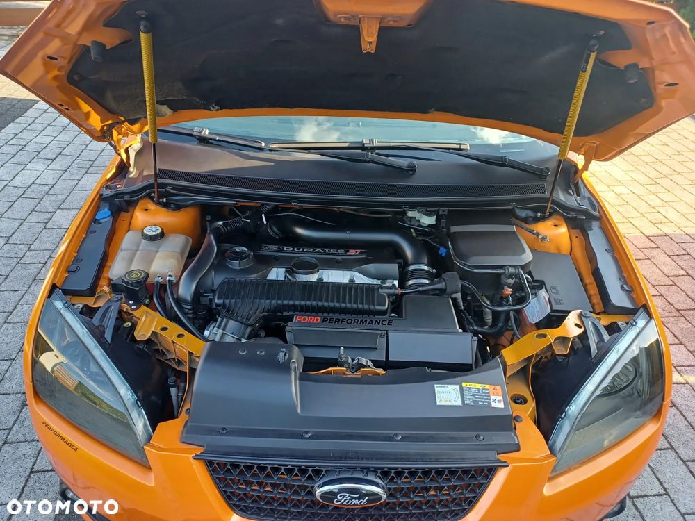Ford Focus 2.5 ST - 9