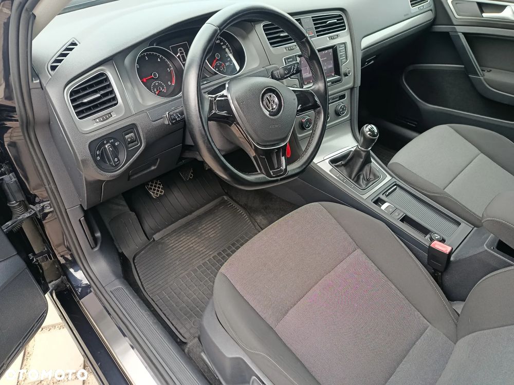 Volkswagen Golf 1.6 TDI BlueMotion Technology Comfortline - 9