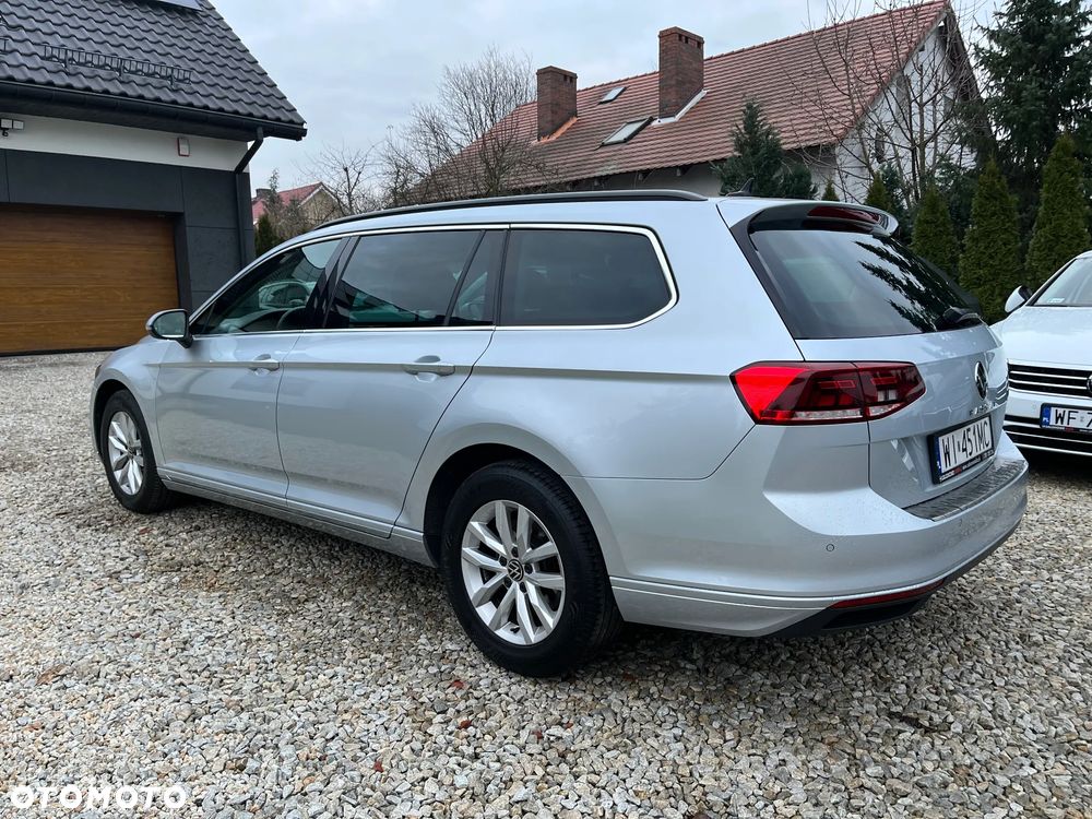 Volkswagen Passat - 2