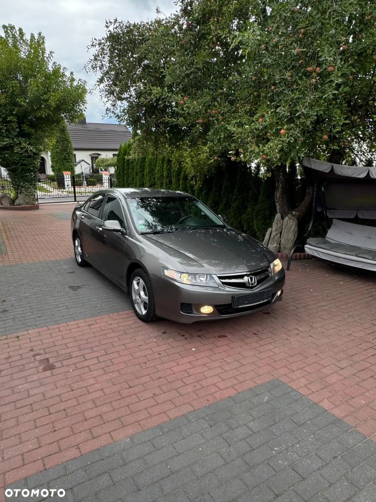 Honda Accord 2.0 Executive - 4
