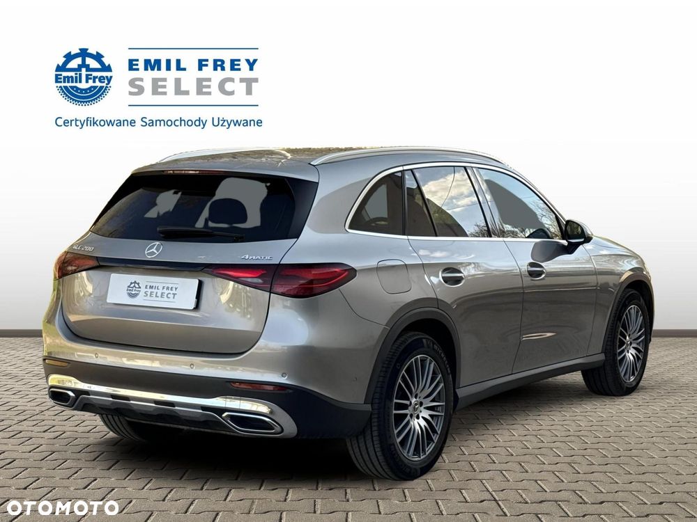 Mercedes-Benz GLC - 6