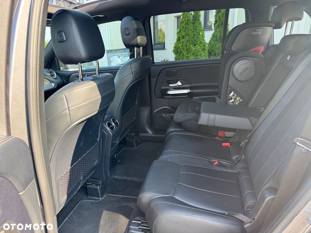 Mercedes-Benz GLB 180 d 8G-DCT Progressive - 13