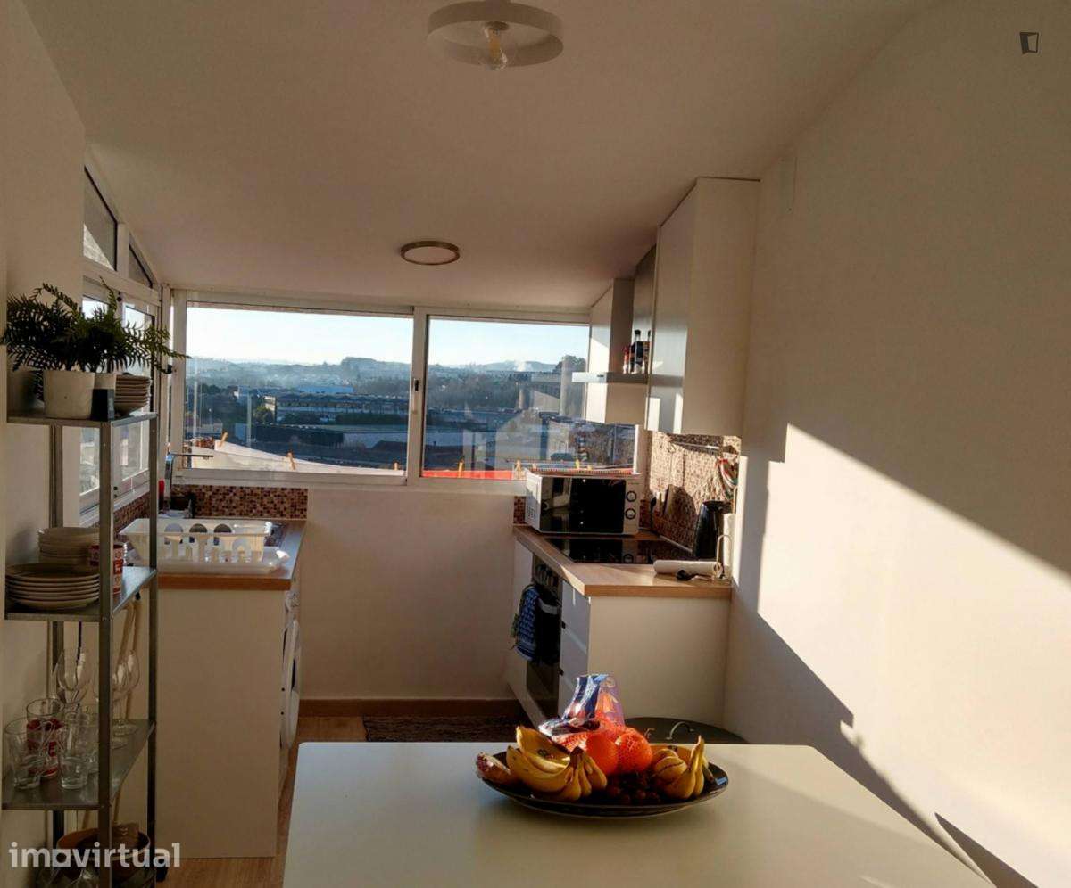Quarto - localizado em Guimaraes - Grande imagem: 4/10