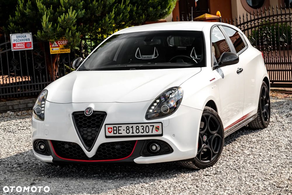 Alfa Romeo Giulietta 1.8 TBi 16V TCT Veloce - 6